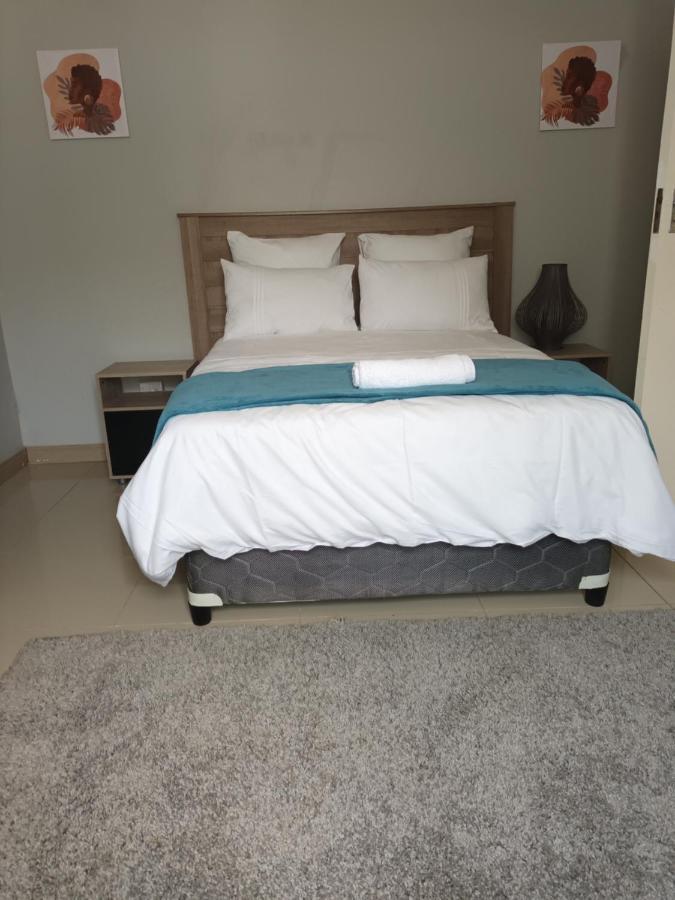 Bertha'S Place Apartment พริทอเรีย ภายนอก รูปภาพ