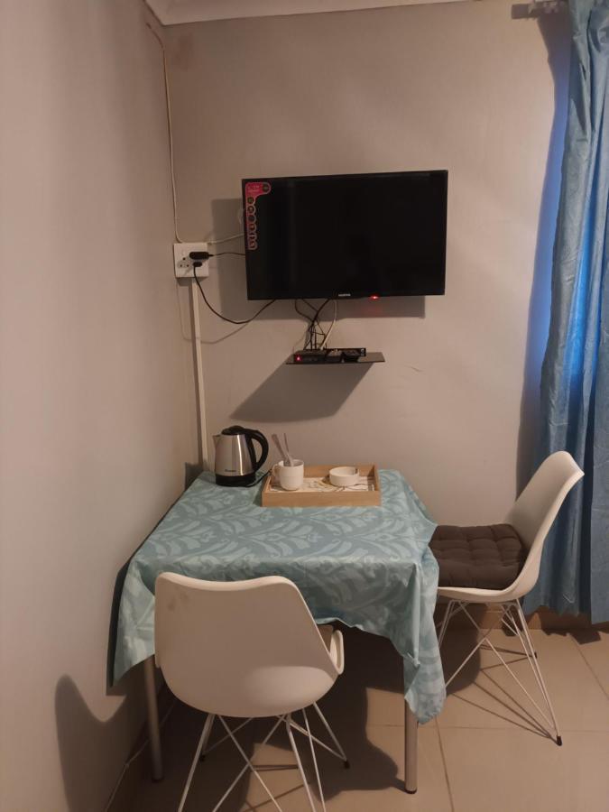 Bertha'S Place Apartment พริทอเรีย ภายนอก รูปภาพ